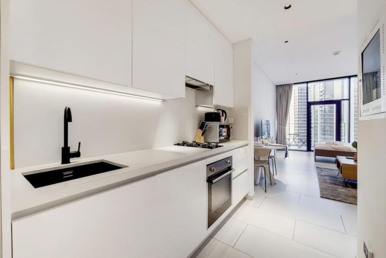 Marquise Square Tower, Business Bay - Bright Studio Dubai Buitenkant foto
